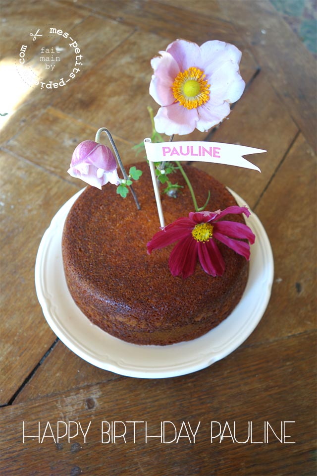 UNE TABLE FOLK AUX FLEURS COLORÉES POUR UN ANNIVERSAIRE - Pauline