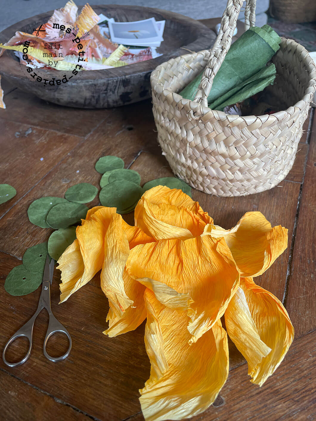 fleurs en papier